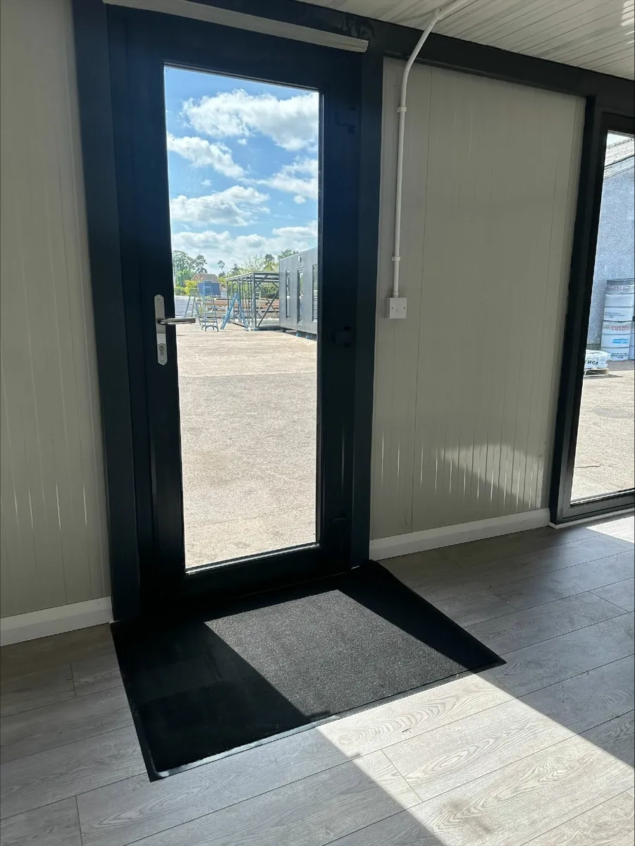 7.5 x 3 Office - Image 4