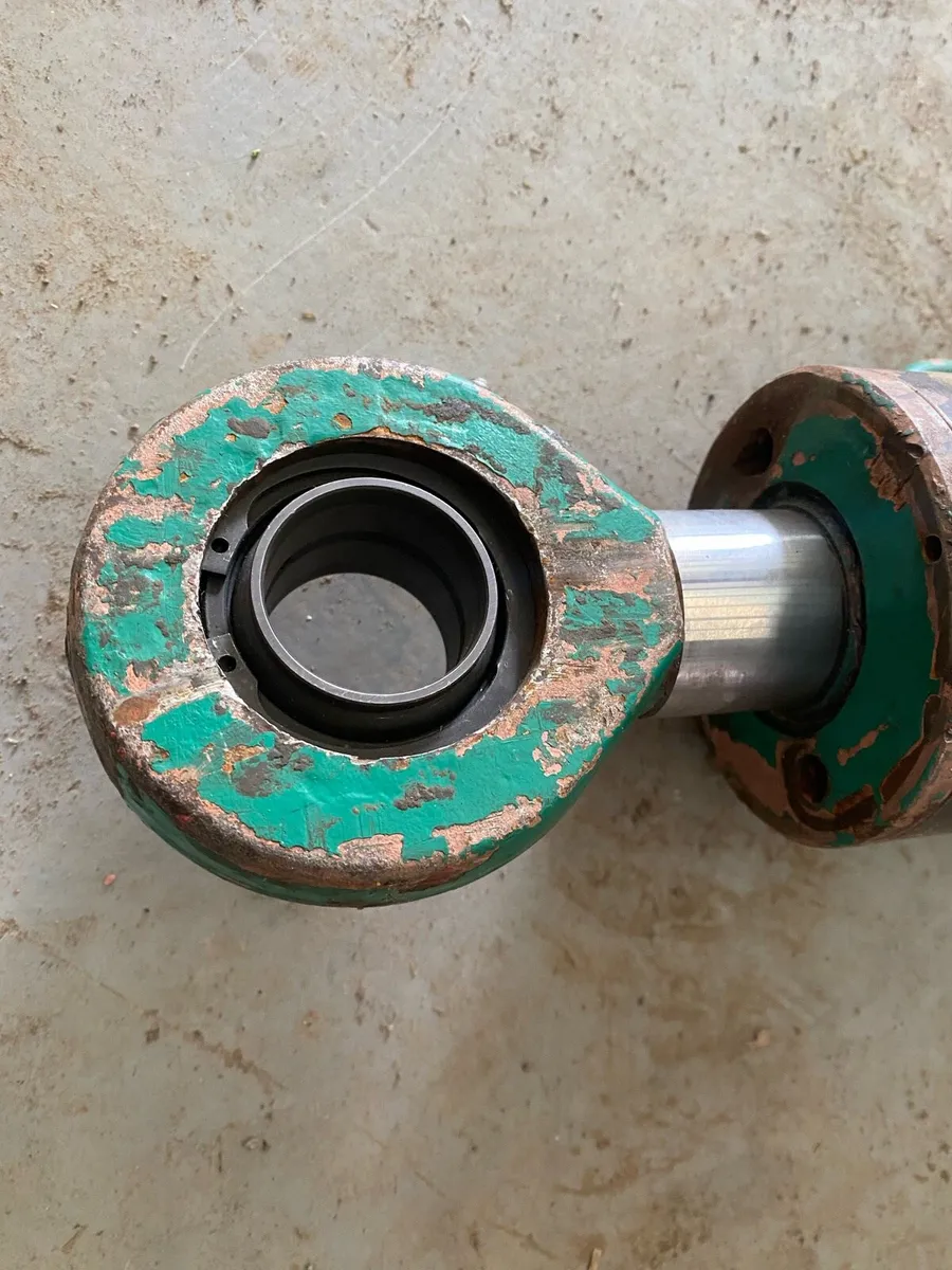 Kverneland plough - Image 3