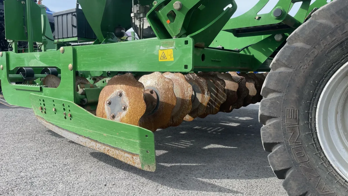 Amazone Cirrus 3003 One Pass - Image 4