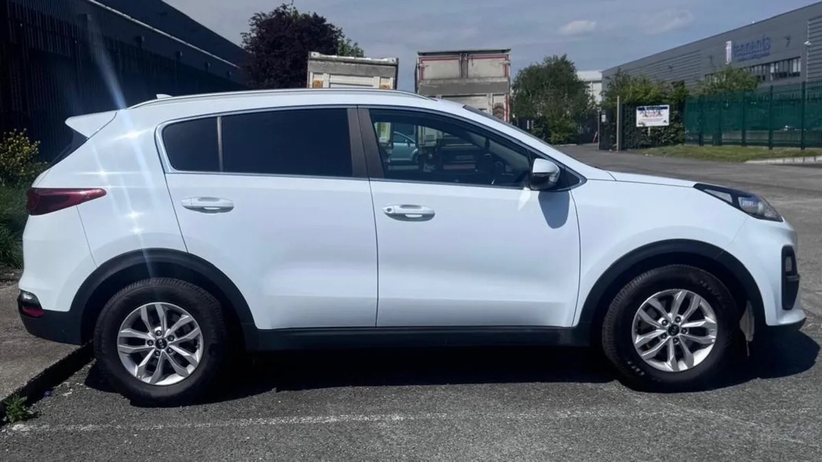 2022 Kia Sportage Mild Hybrid Commercial - Image 3