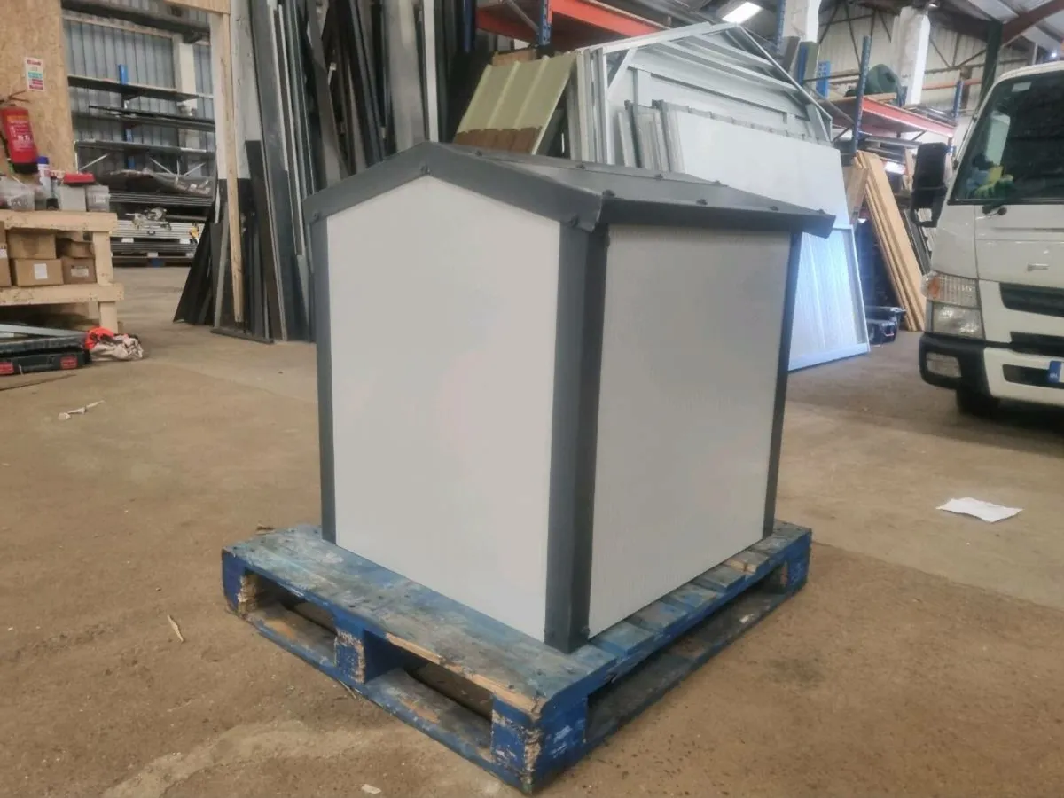 Insulated Dog kennels - Image 3