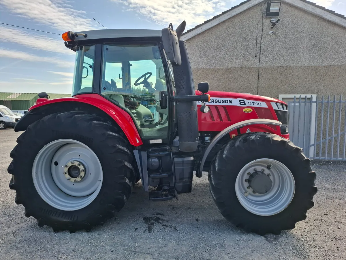 2018 Massey Ferguson 6718s - Image 3