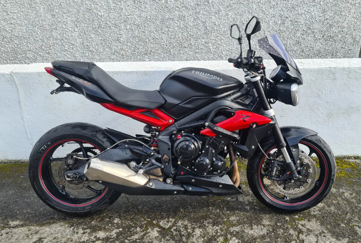 Street Triple x2 @ Doyle's Athlone - Image 1