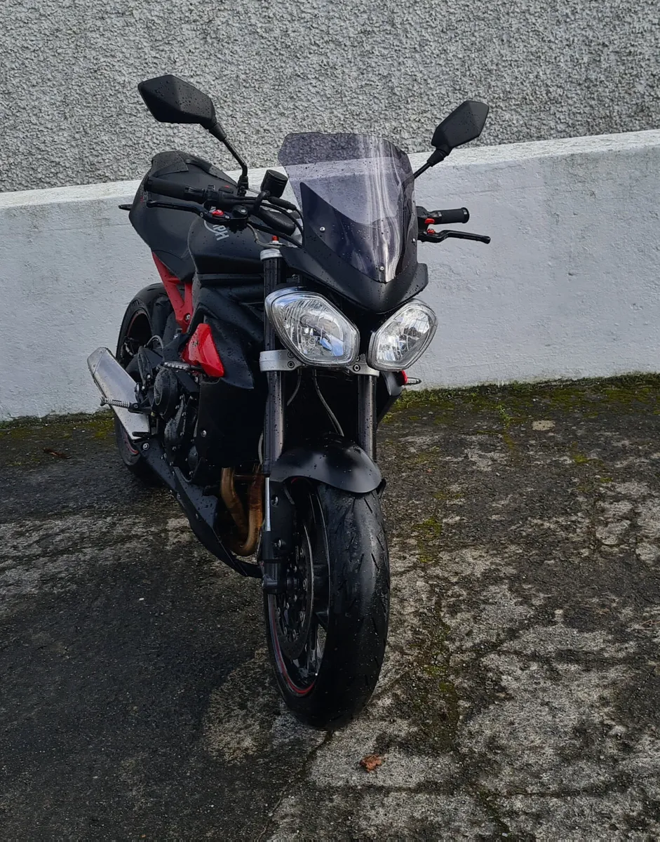 Street Triple x2 @ Doyle's Athlone - Image 3