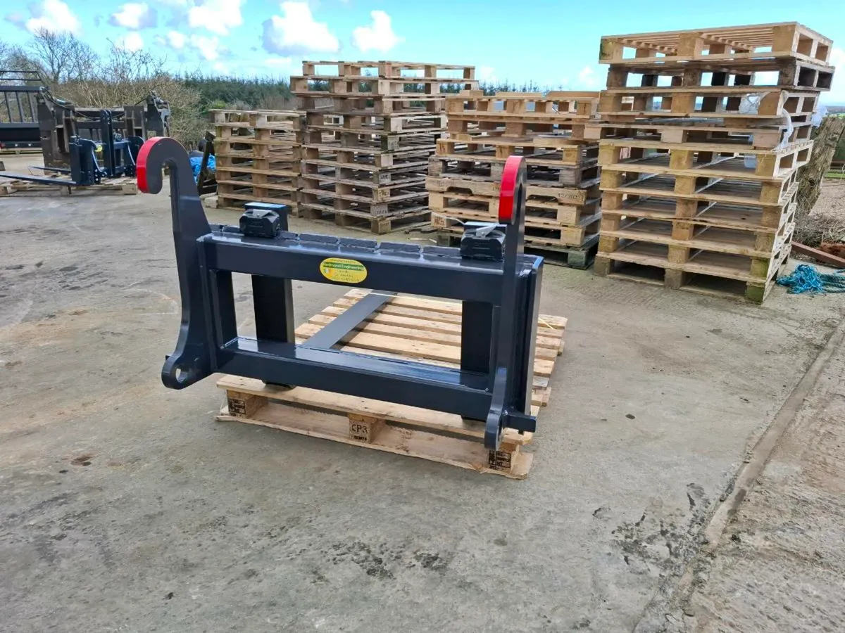 Volvo/Jcb pallet forks - Image 1