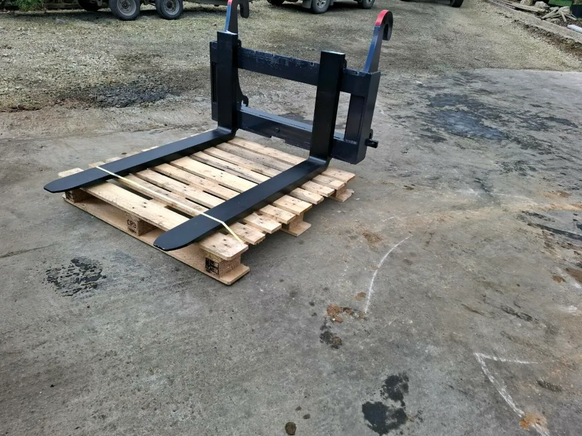 Volvo/Jcb pallet forks - Image 4