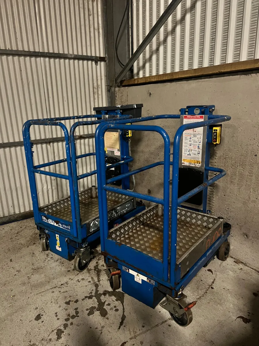 Power Tower Nano Man Lift Choice - Image 4