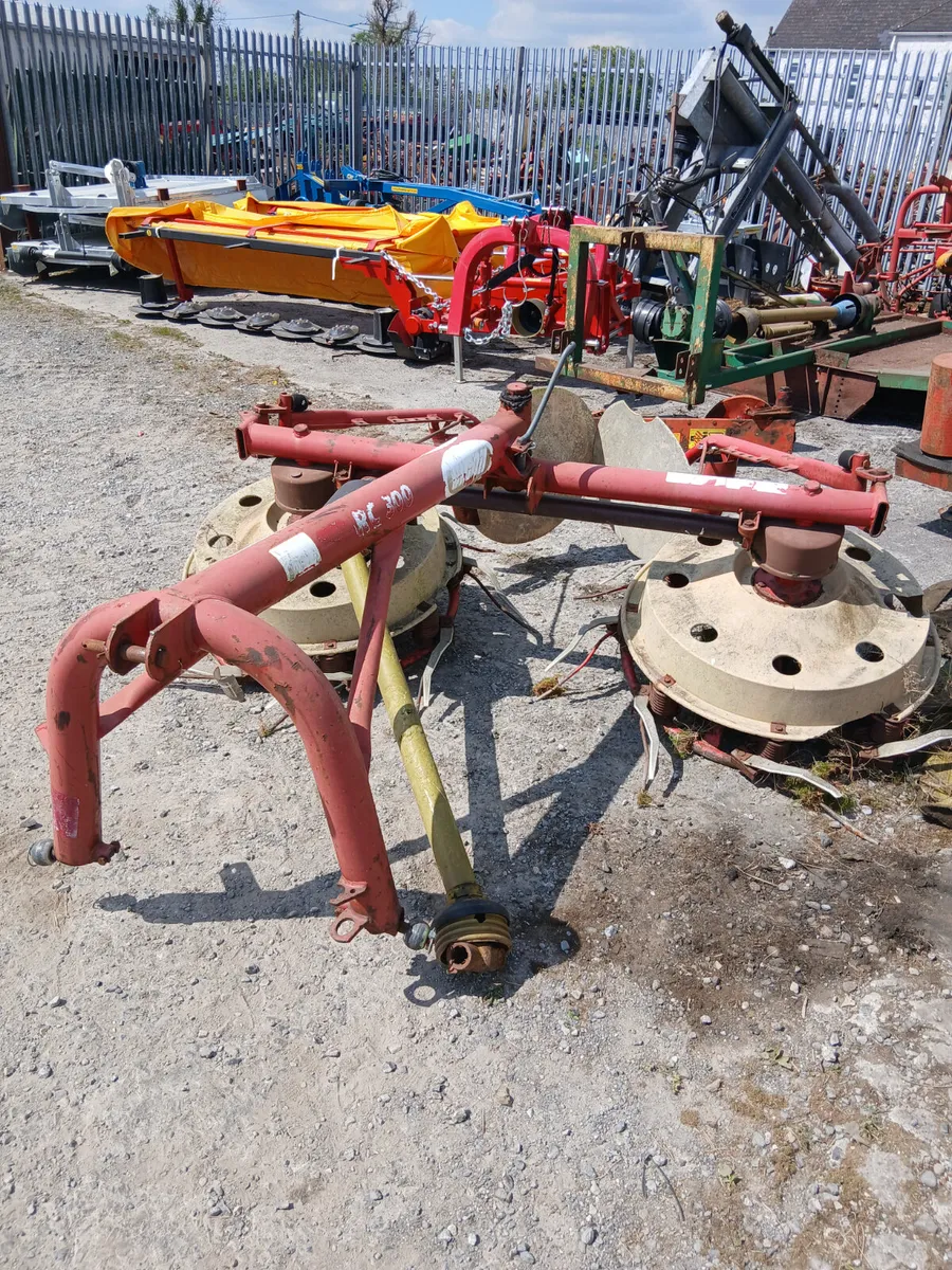 Vicon rower for sale - Image 3