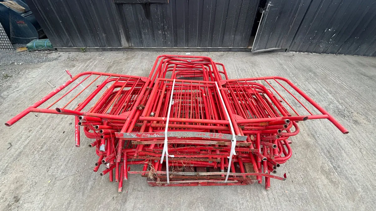 Crowd Control Barrier Gateways - Image 1