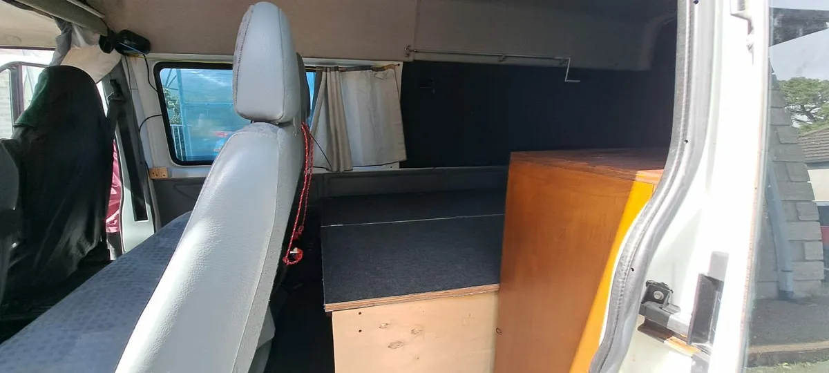 Ford transit crew cab camper van €11300 - Image 4