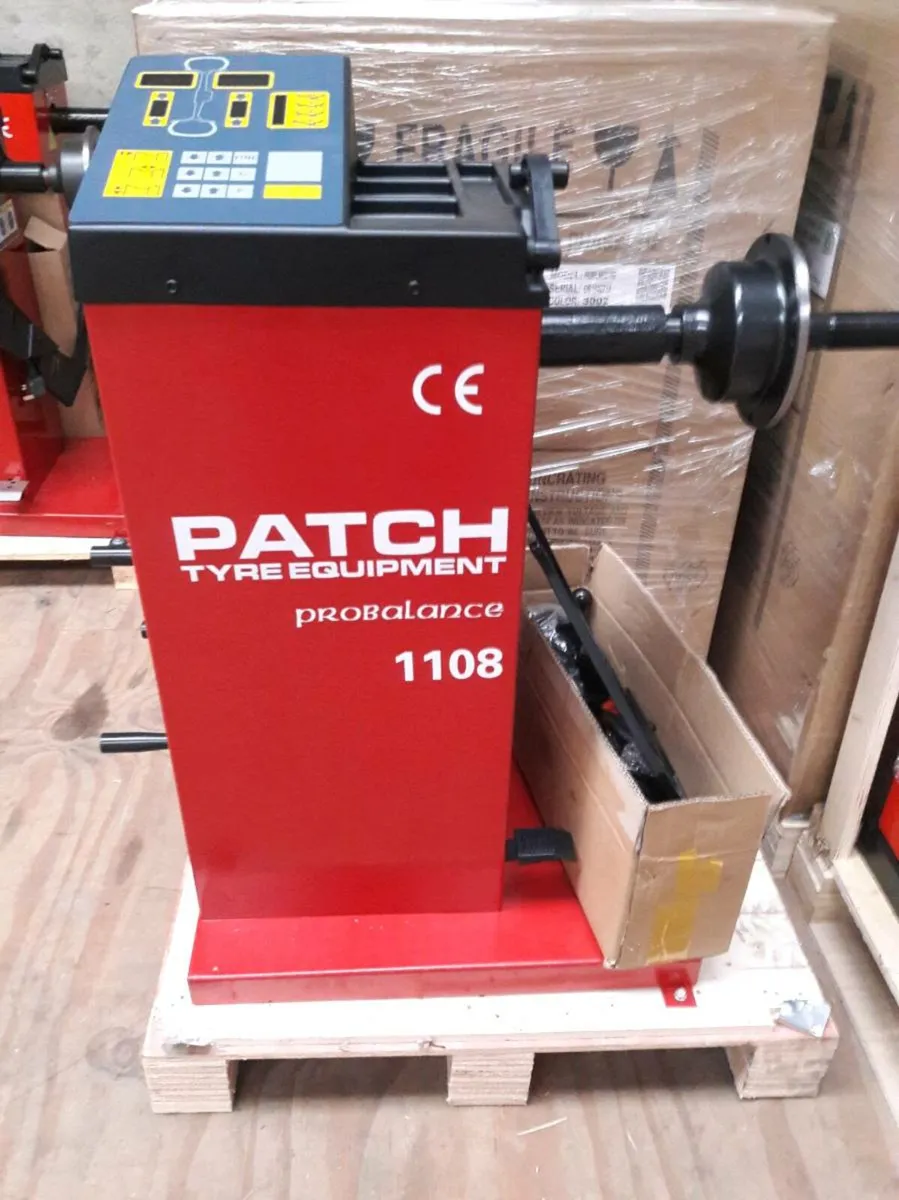 Patch Hand Spin Wheel Balancers