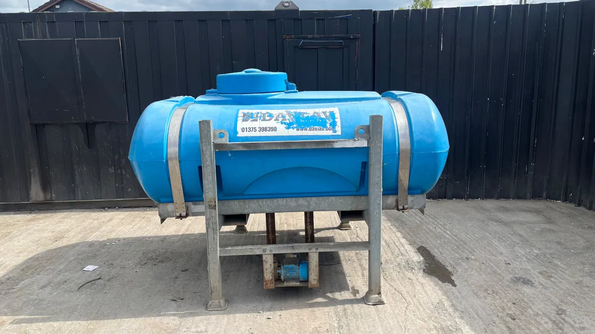 1000L Raised Water Tank - Image 2