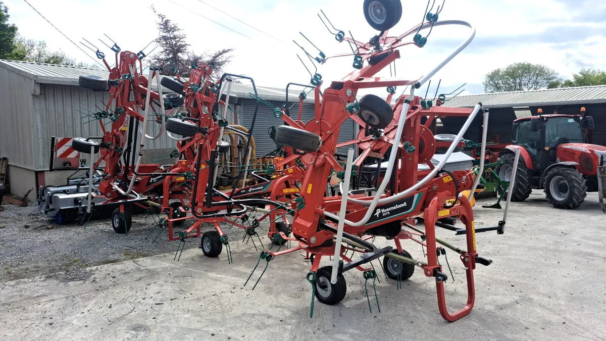 Kverneland Tedders IN STOCK - Image 1