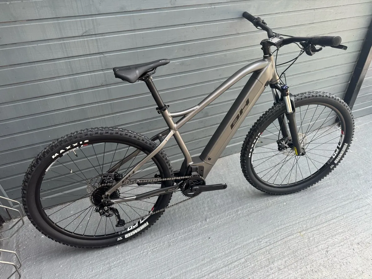 Free Delivery - BH Atom Electric Mountain Bike - Image 2