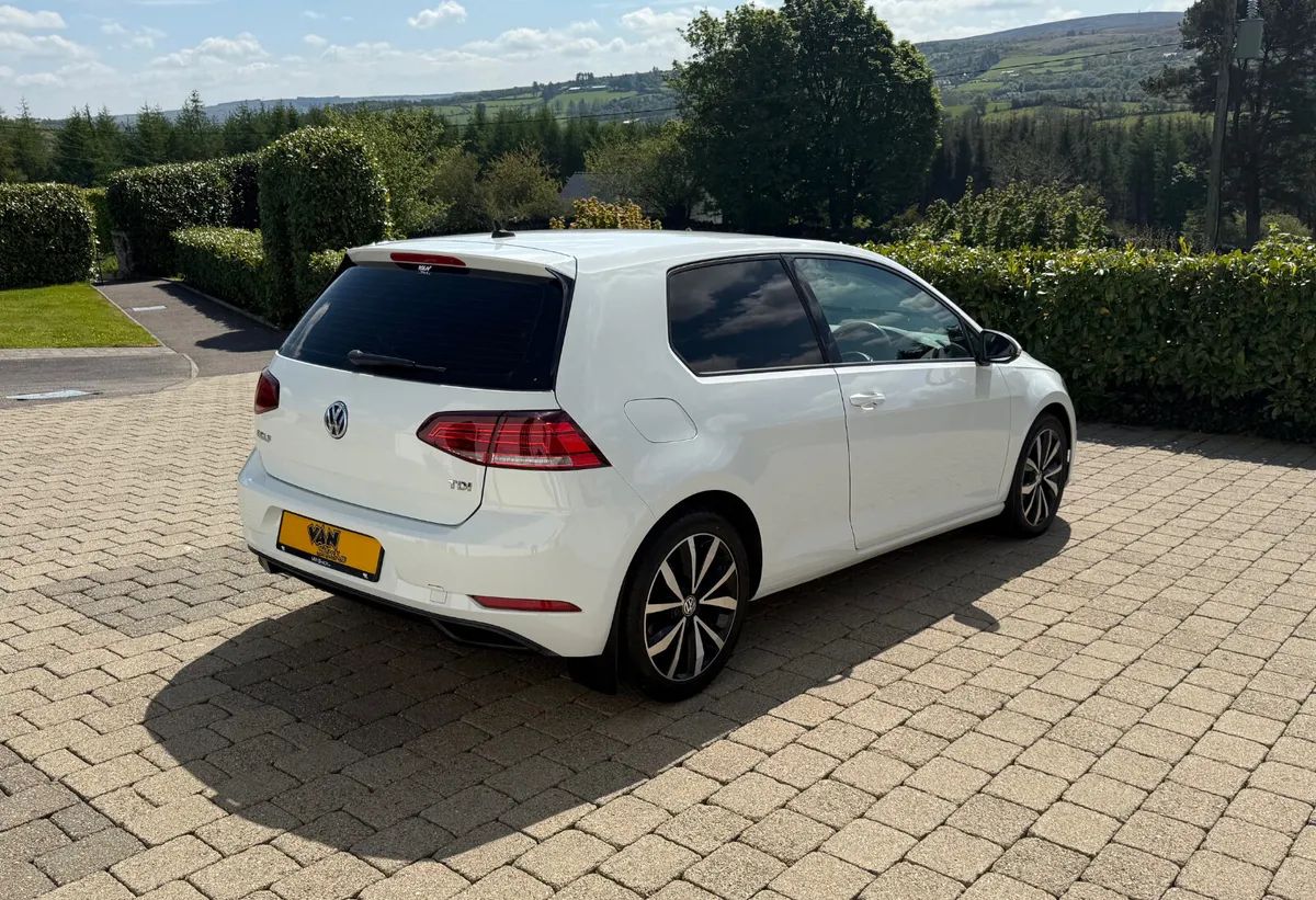 2017 Volkswagen Golf Van Trendline NO VAT! - Image 4