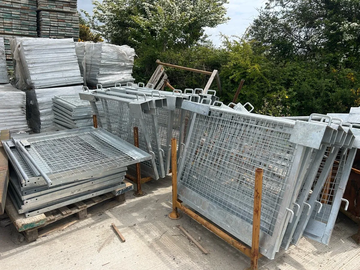 Scaffolding Loading Bay Gates - Image 3