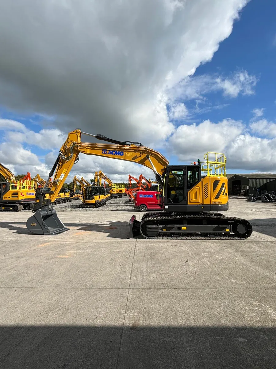 BRAND NEW XCMG XE235ECR - Image 4
