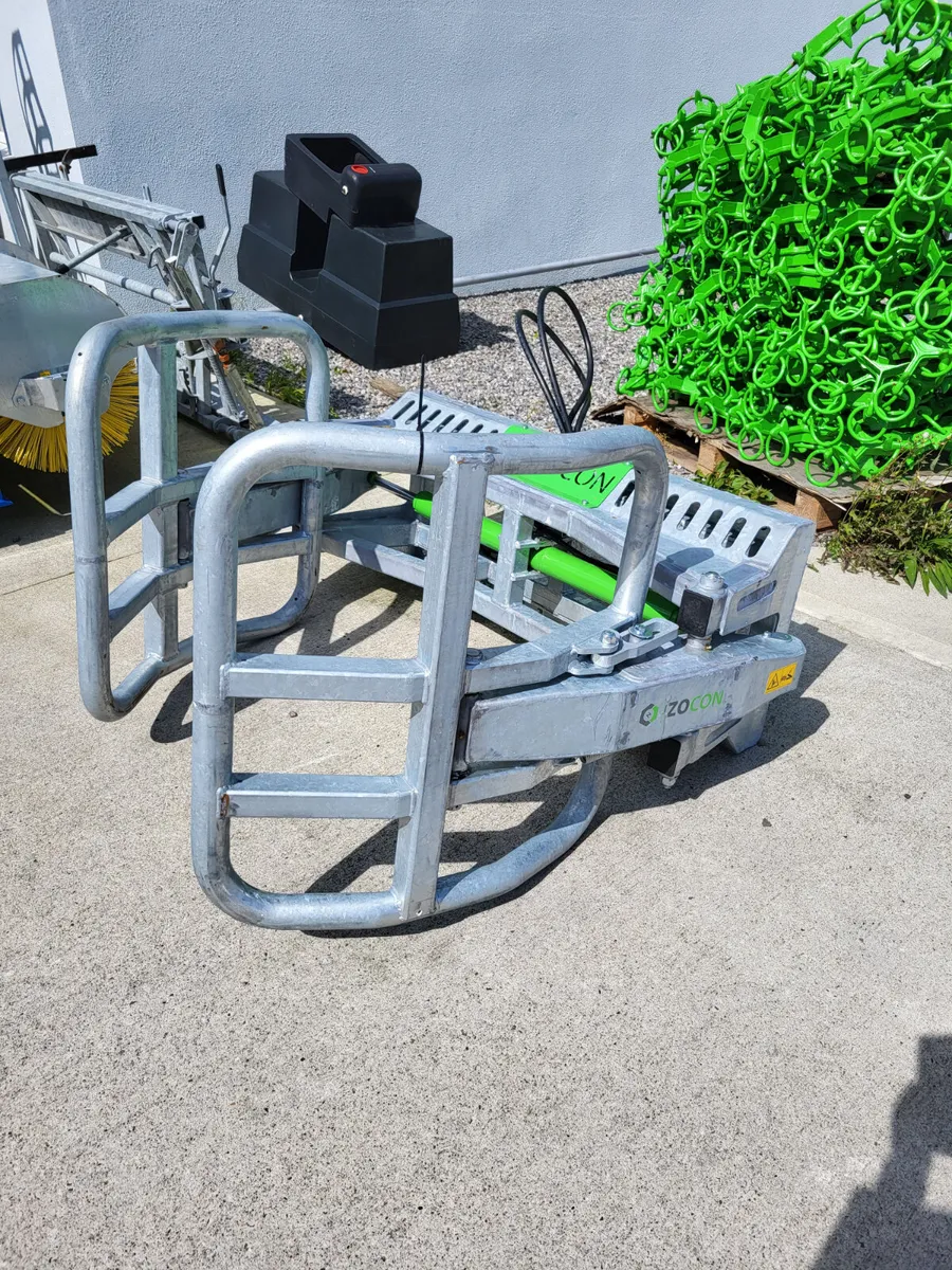 Bale Grabs ZOCON - Image 2