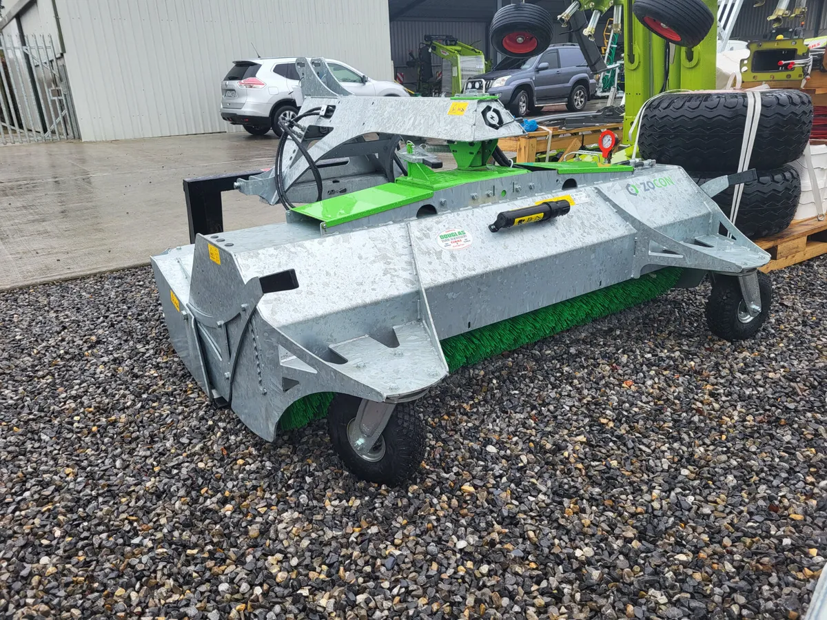 Yard scrapers & Sweepers - Image 2