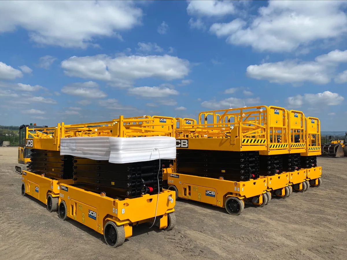 JCB Electric Drive Scissor Lifts - Image 2