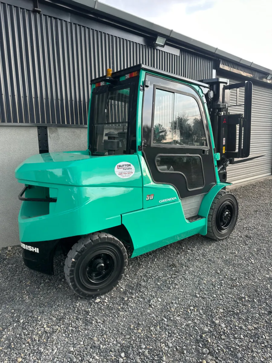2015 Mitsubishi 5 Ton Forklift Container Mast - Image 2