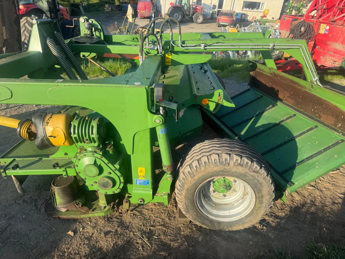 Farm machinery - Image 2