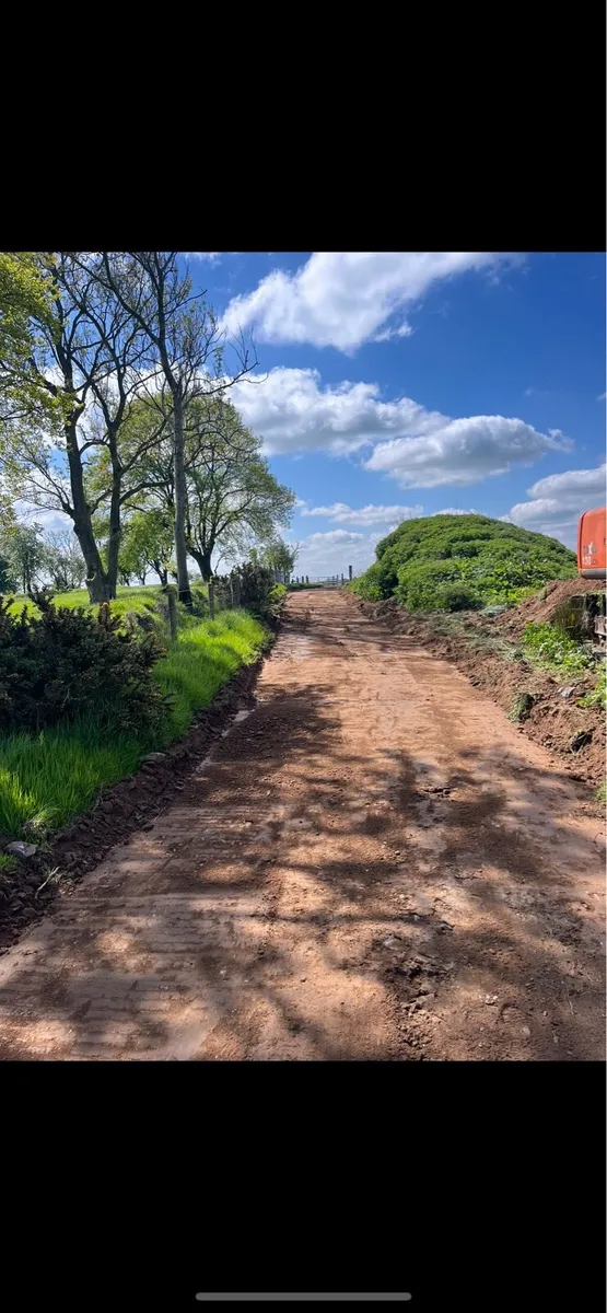 Crusher hire demolition  digger hire Attachemnts - Image 3