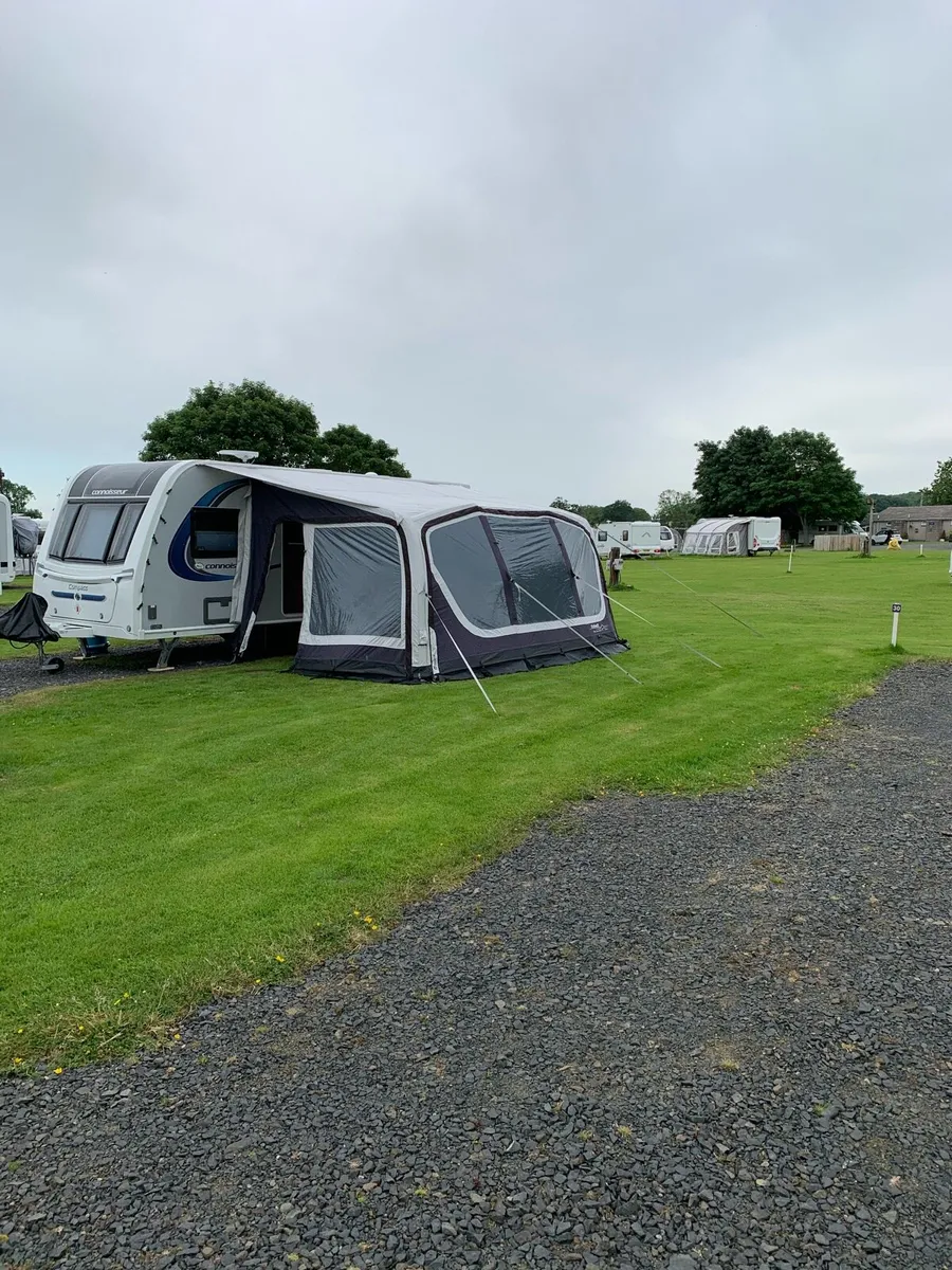 •2021 Compass Connoisseur 586• - Image 2