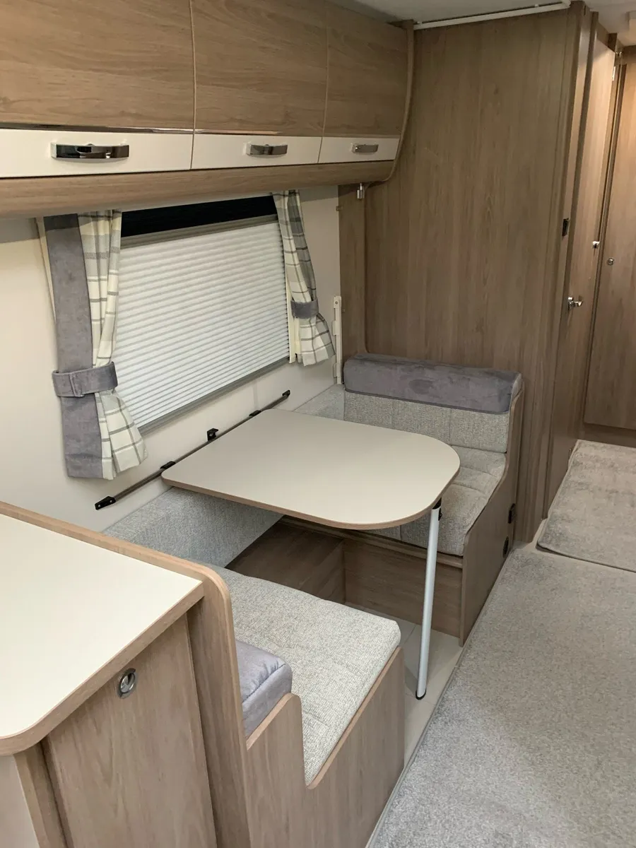 •2021 Compass Connoisseur 586• - Image 4