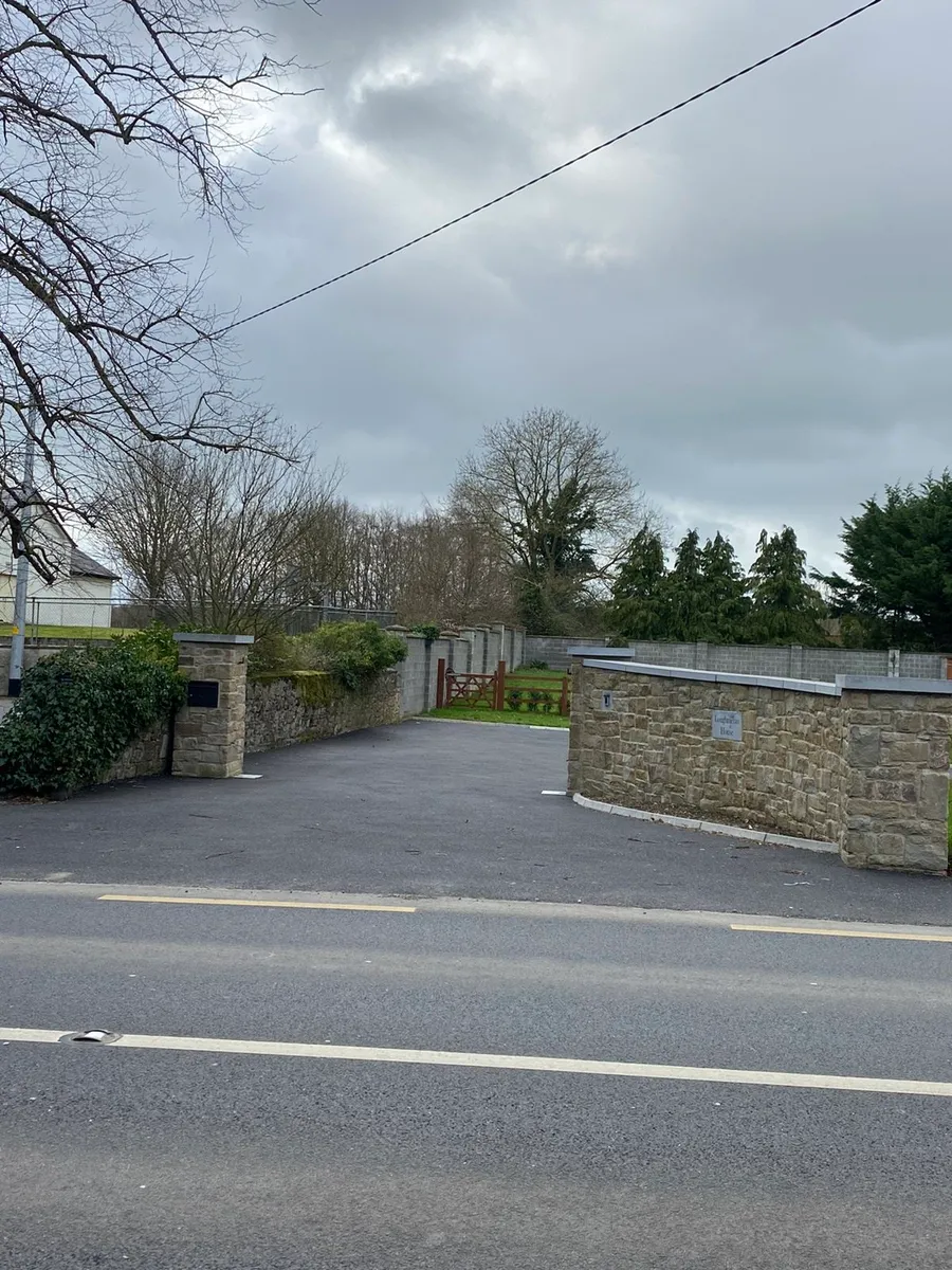 Tipperary Cream Sandstone Building Stone - Image 3