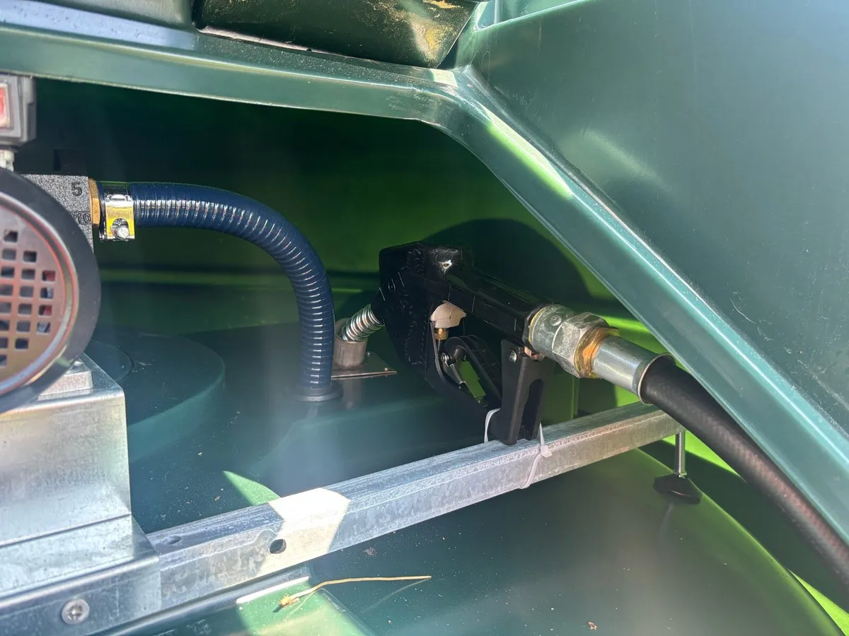 Bund diesel tank - Image 3