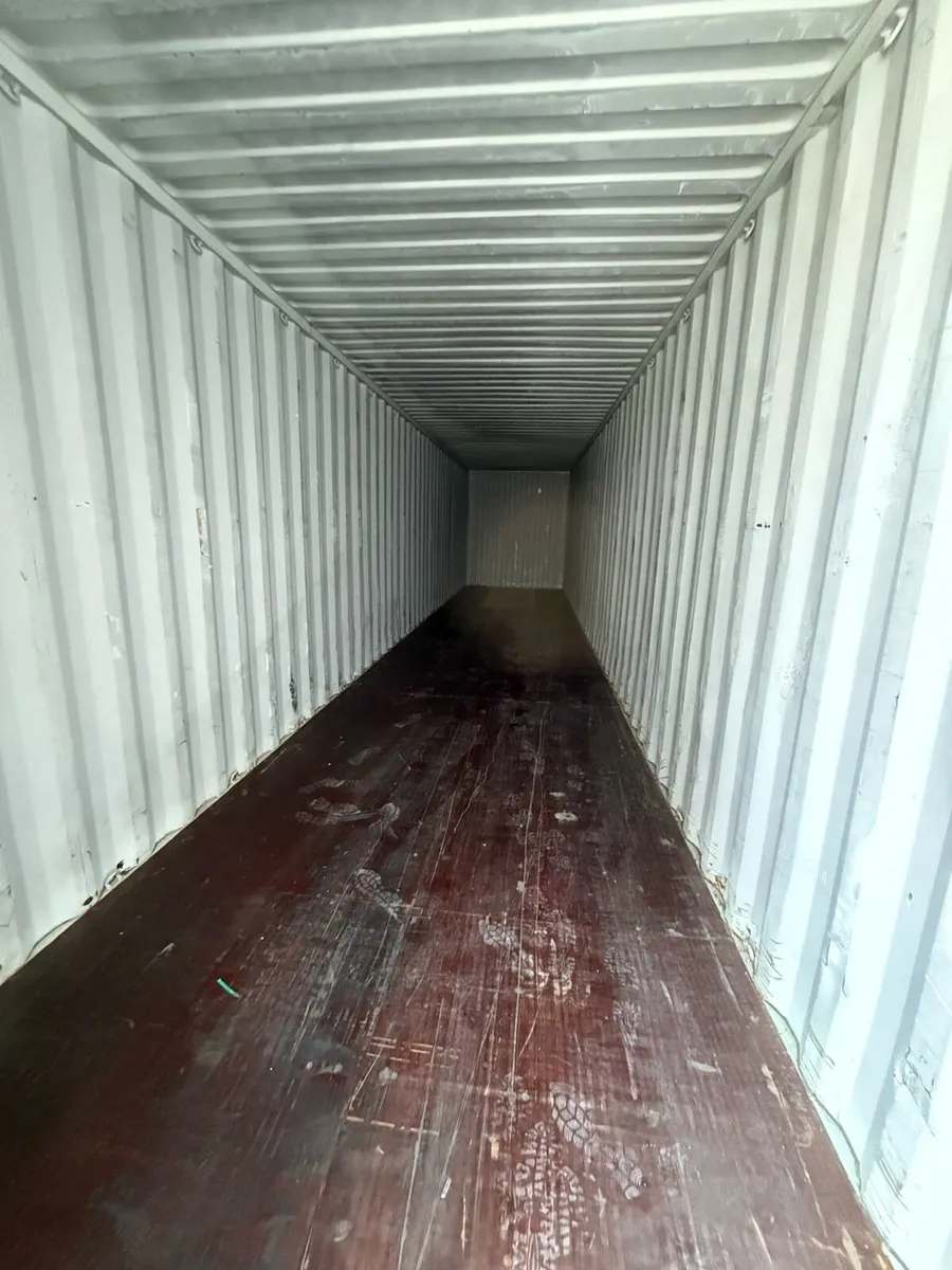 20ft & 40ft storage containers - Image 3
