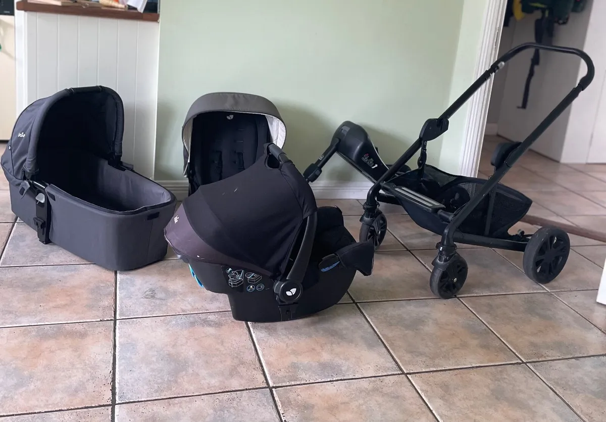 3 in 1 Travel System - Image 1