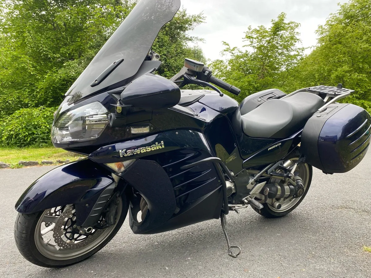 Kawasaki GTR 1400 2011 - Image 1
