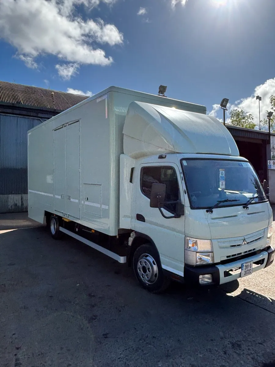 Covered car truck. - Image 2