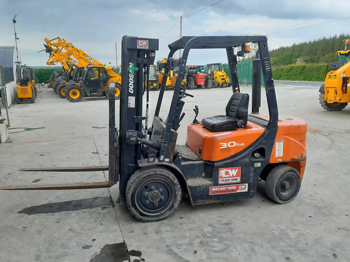 Doosan D30 GP Diesel Forklift 2017 (17964) - Image 1