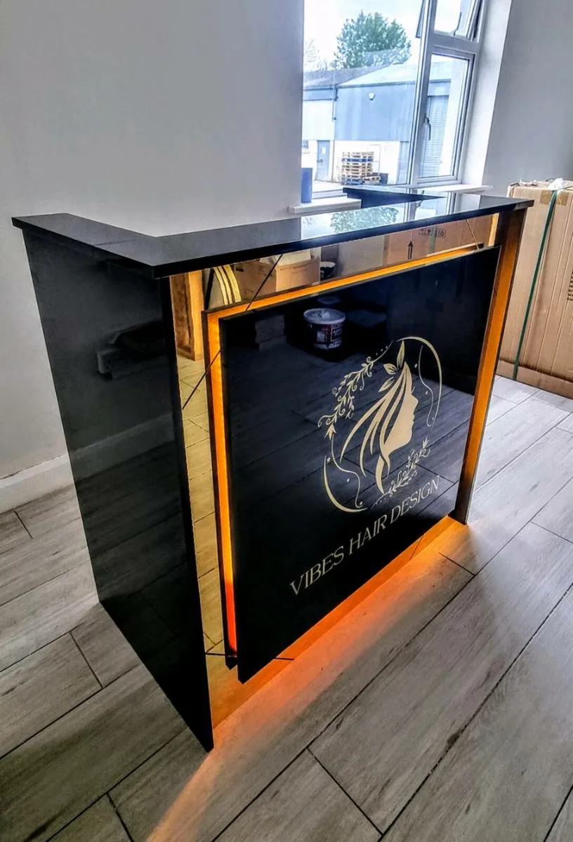 Bespoke reception desks - Image 2