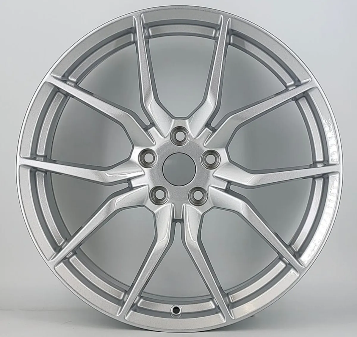18” Ford rs silver 5x108 alloys