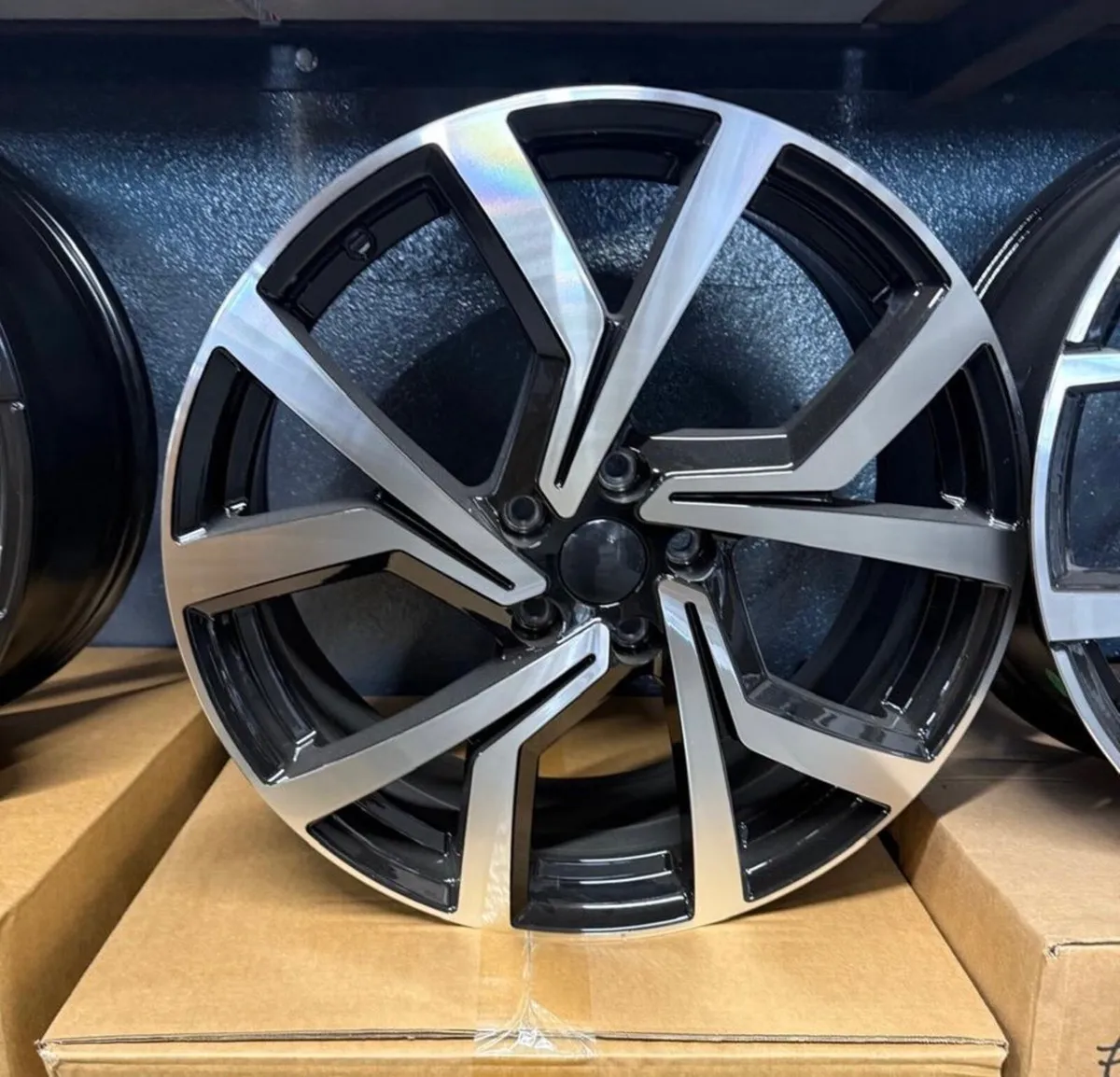 18” club sport 5x112 alloys & tyres