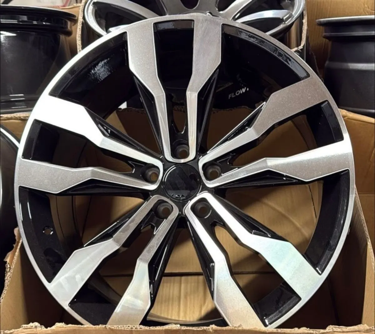 20” Tiguan 5x112 alloys & tyres