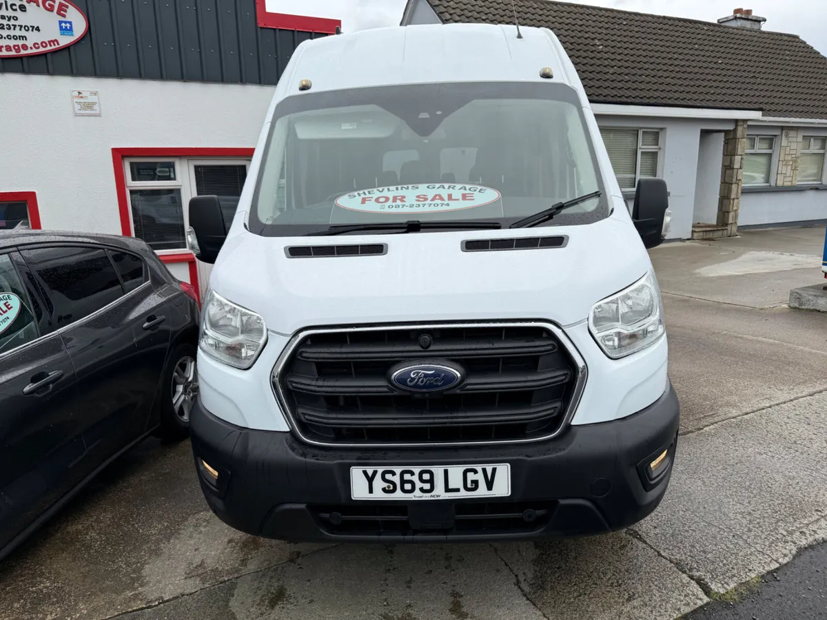 2019 (192) Ford Transit 2.0 Tdci Trend 17 Seater M - Image 4
