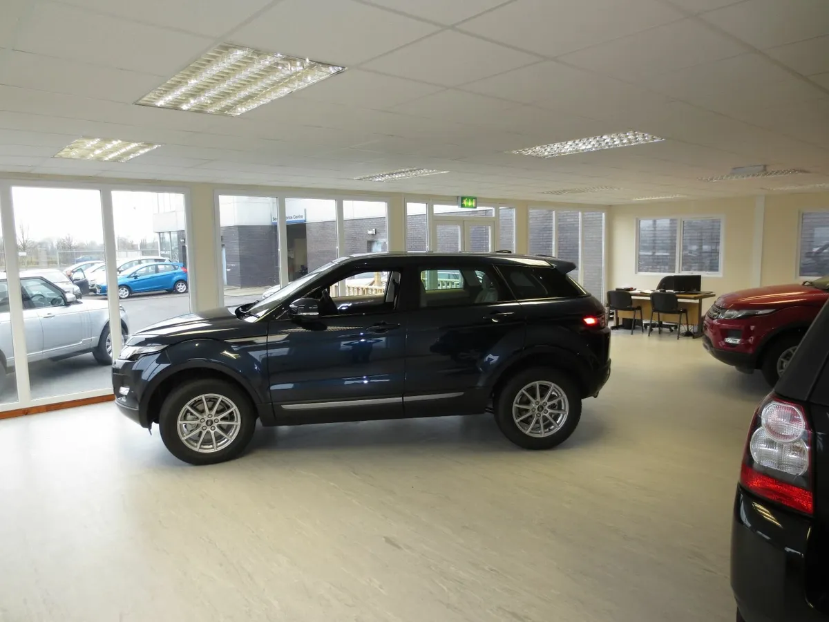 Large Portable Car Showroom for Sale / Rent - Image 3