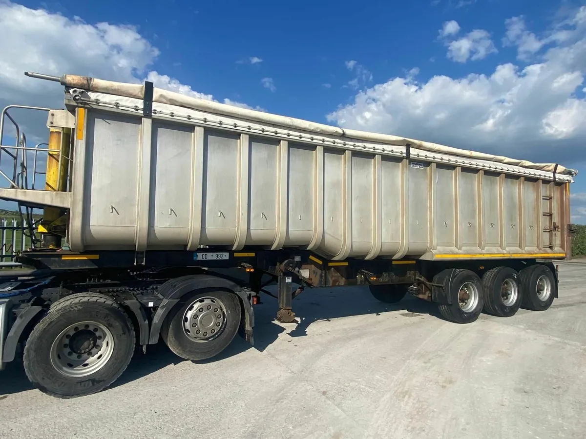 Bulk Alloy Tipping Trailer - Image 4