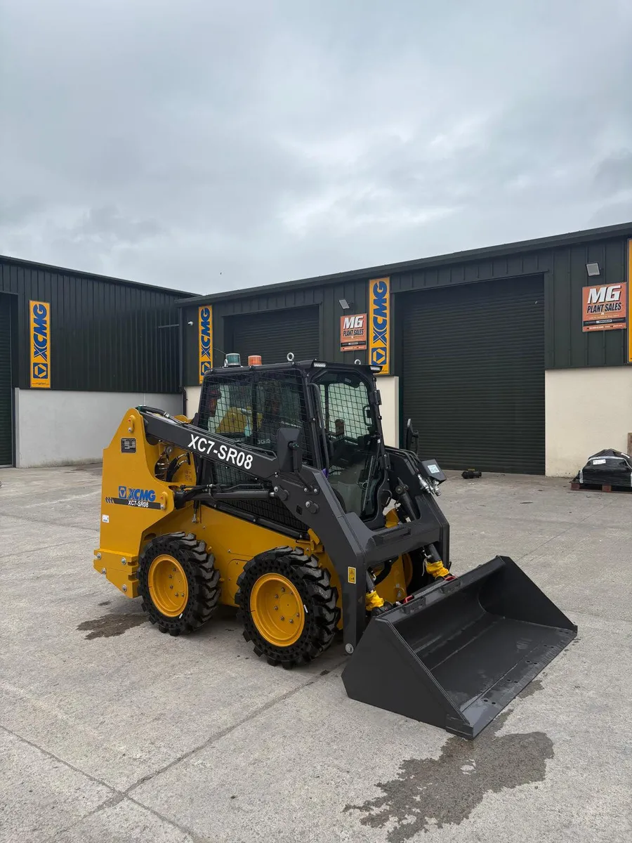 BRAND NEW XCMG XC7-SR08 SKID STEER LOADER - Image 4