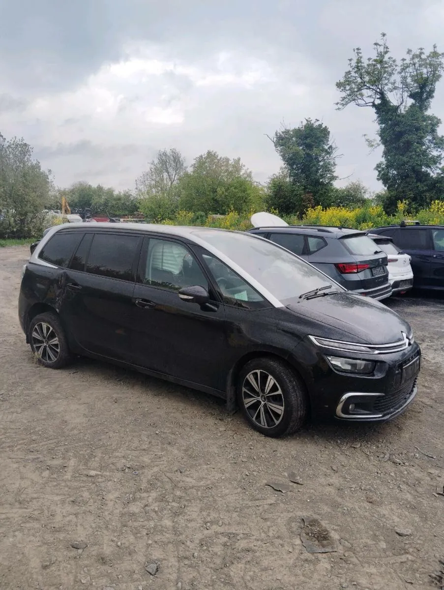 Breaking Citroen C4 picasso 2017 diesel - Image 4
