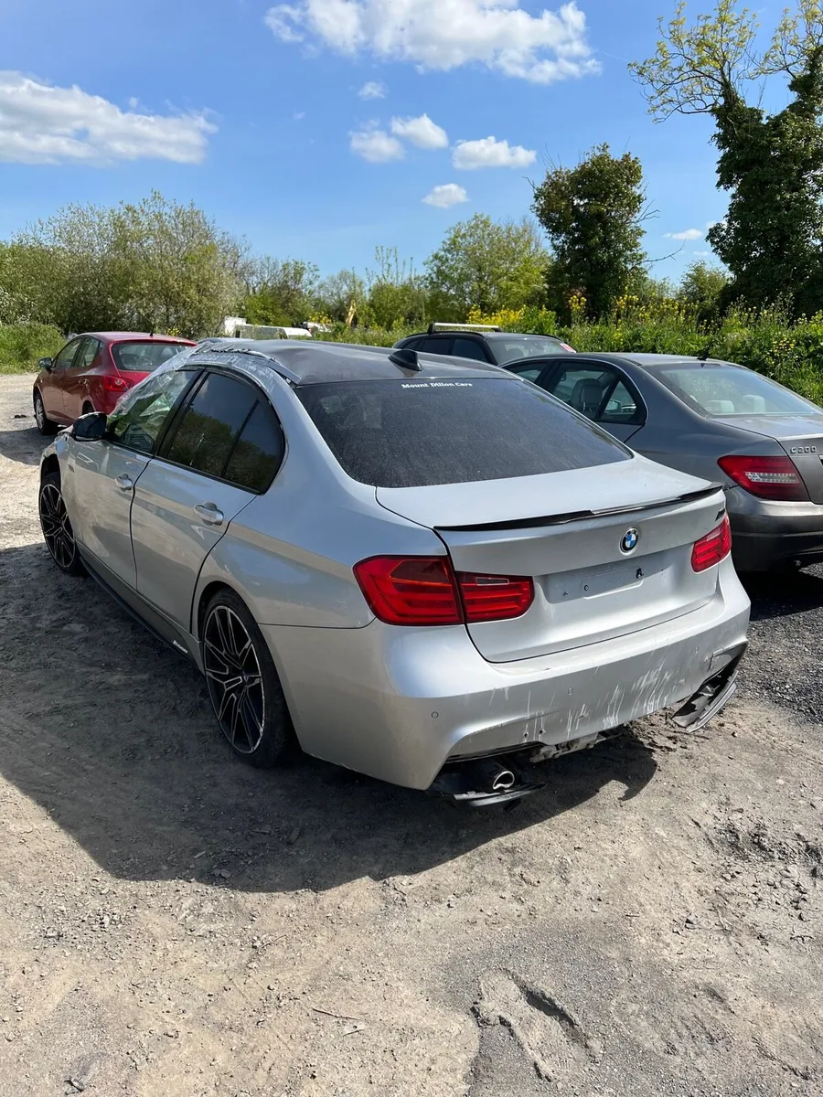 Breaking bmw 318d f30 3 series n47 2014 a83 - Image 3
