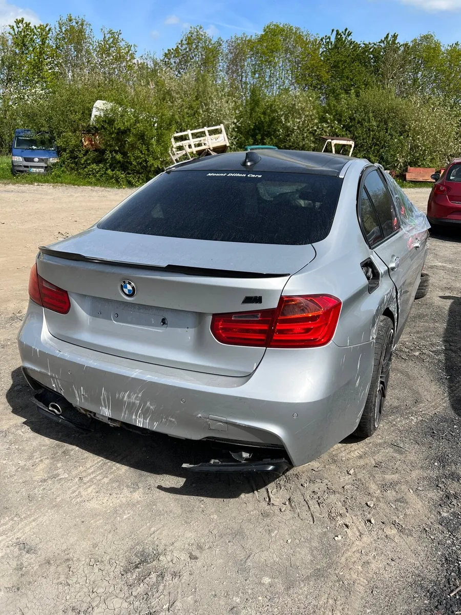 Breaking bmw 318d f30 3 series n47 2014 a83 - Image 2