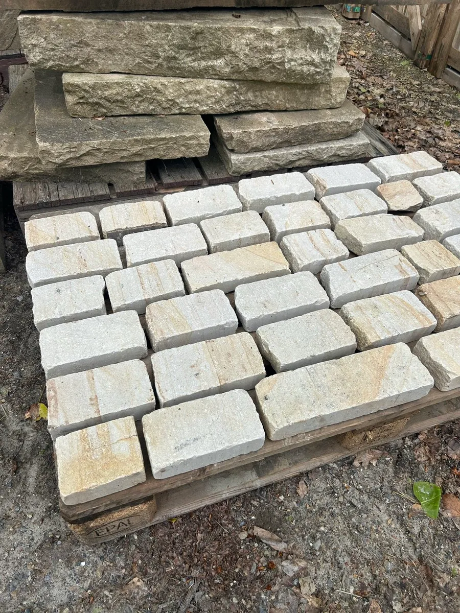 Drumshambo Cream Sandstone Cobblestone x 5m2 Pack - Image 3