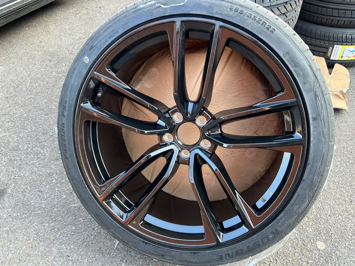 22” GLE merc alloys & tyres - Image 2