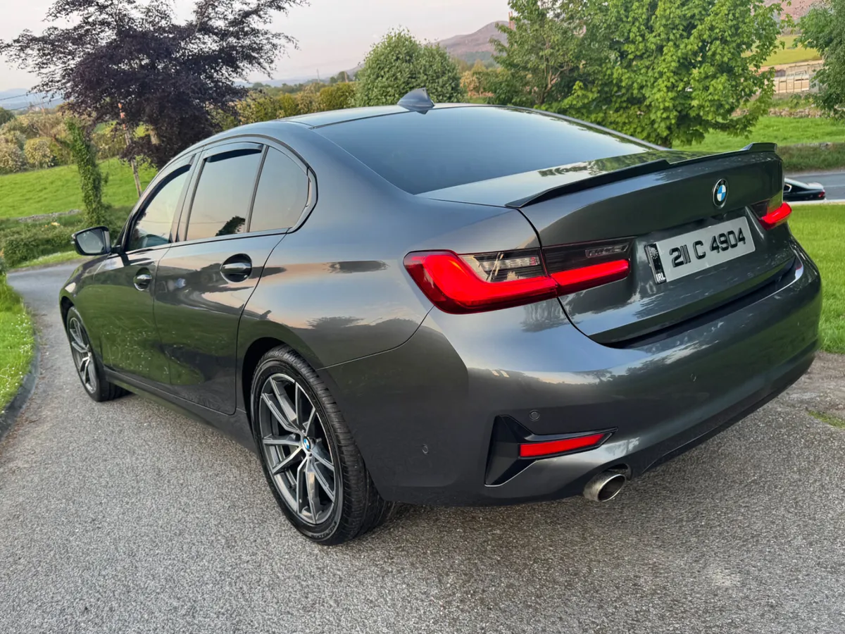 Window tint fitting service Sligo